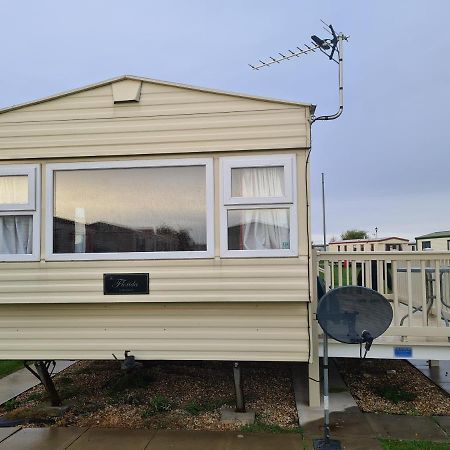 8 Berth Central Heated The Chase Apartment Ingoldmells Exterior photo